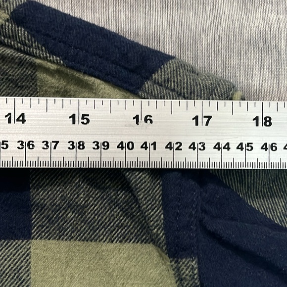 Green and blue long sleeve shirt Old Navy size Large - Picture 5 of 14